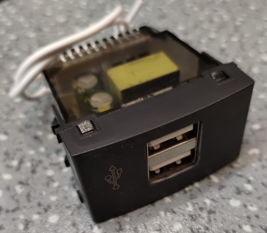 MODULO Cargador usb 2A doble EXULTT PLEIN GRIS ORIGINAL